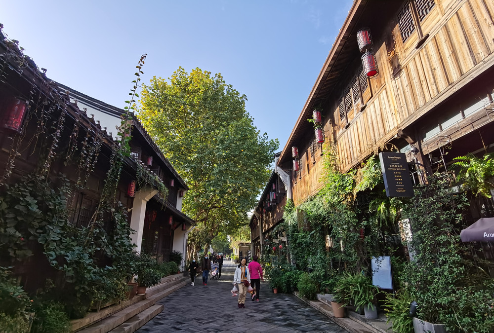 在京杭大运河最南端，赴一场“文化味”的Citywalk