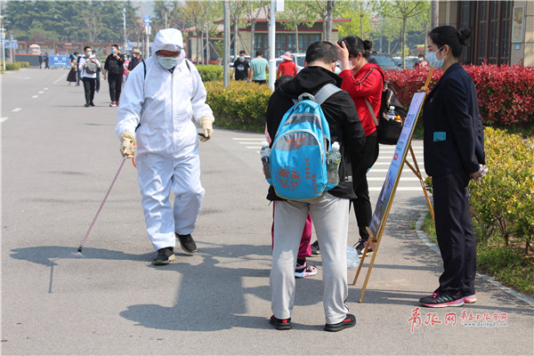 “五一”小长假：青岛旅游“热”得有序