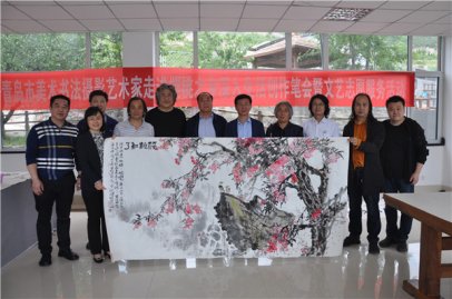 北宅街道联合青岛市文联举办＂樱桃红了＂创作笔会 挥毫泼墨显诗意