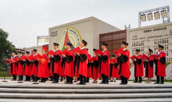 毕业季，高校校长引古诗词勉励“后浪”