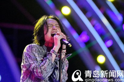 黑豹乐队助阵啤酒节 激情演唱嗨翻金沙滩啤酒城