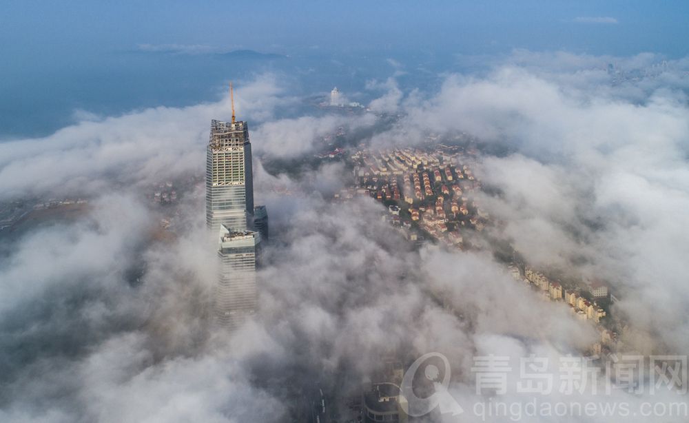 航拍青岛：山海之间 感受夏日清凉