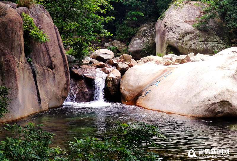 青岛九水十八潭泉水涌动 周末又预约满了