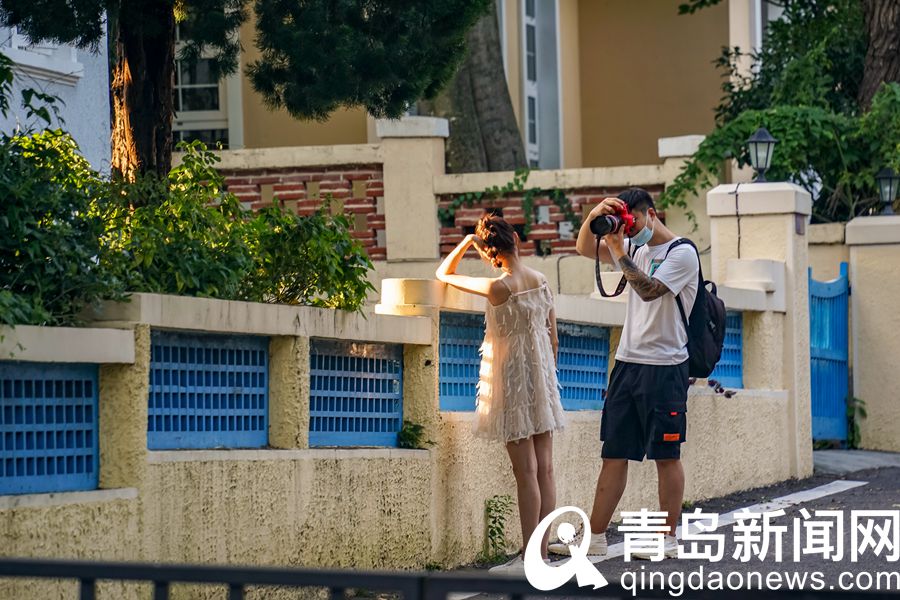 青岛城市大片：秋天的八大关 少了几分喧闹多了几分闲适