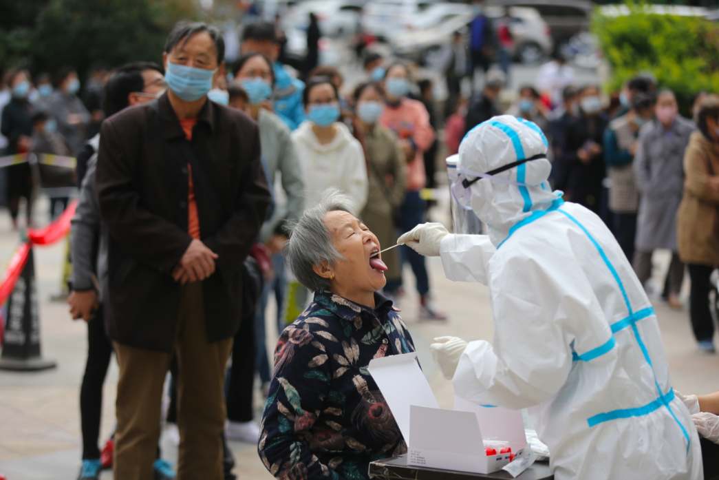 诗人纪宇：青岛速度，为新冠检测立标