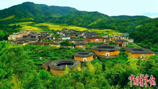 徐松生：土楼生土楼长的土楼营造技艺传承人