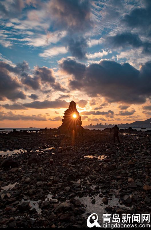 摄影师分享：青岛石老人“金光穿孔”大片是这样得来的