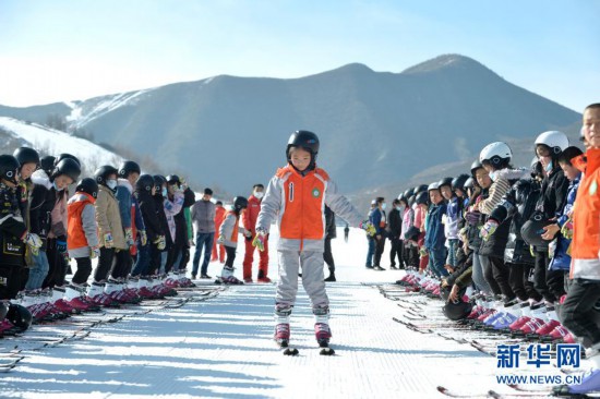 宁夏泾源：冰雪文旅节助力冬季旅游