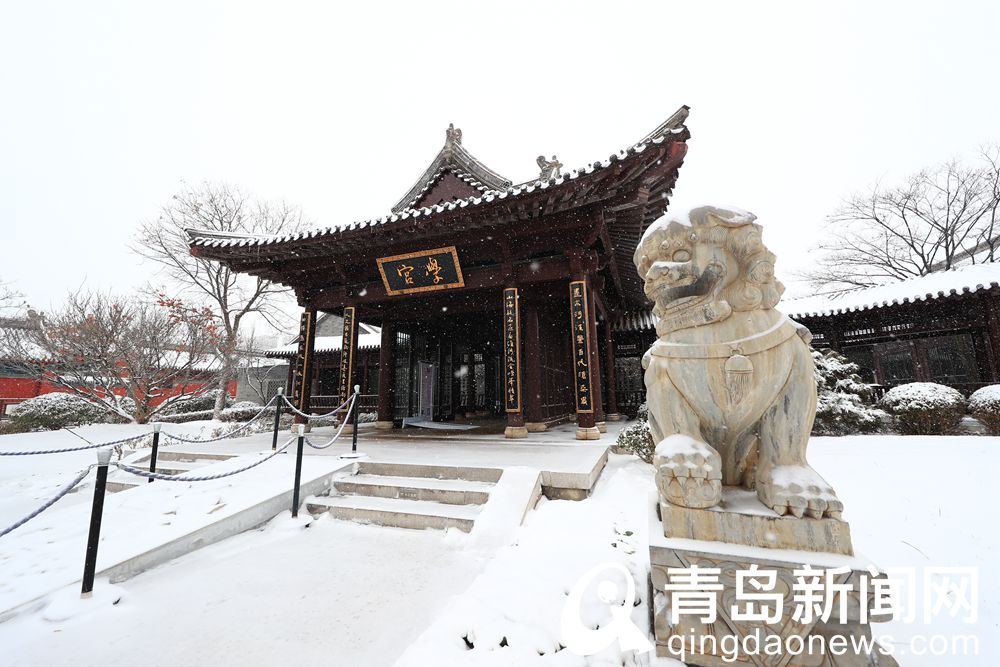 雪后走在即墨古城石砖路上 仿佛听到了历史回声