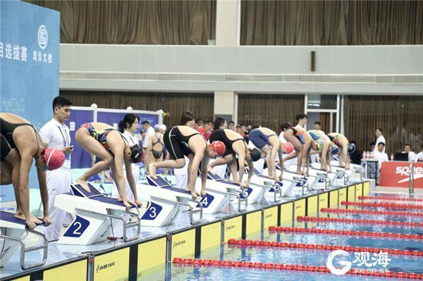 泳坛新星逐浪“贝壳”，中国中学生游泳锦标赛在青举行