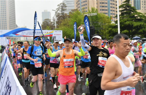 奔跑吧！“青马”归来，25000名选手踏上“最美赛道”