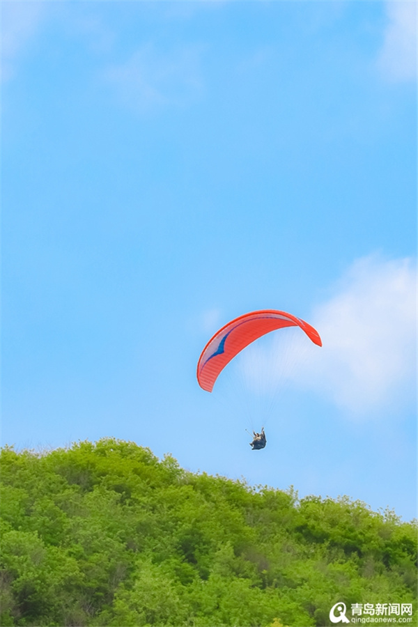 在蓝谷四舍山“体验飞翔”用另一种方式“跨越山海”
