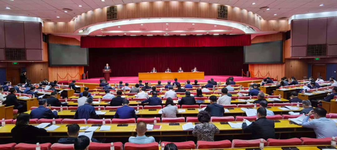 找差距，点问题，划重点！青岛全市动员部署，转作风、创一流、当排头！