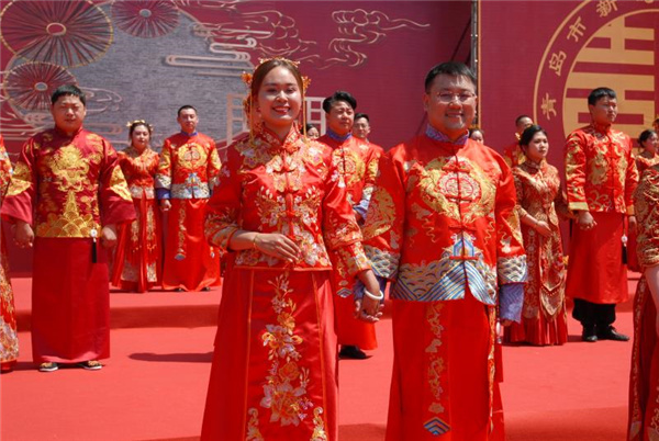这场中式集体婚礼刷屏了！情定古城，我们结婚啦
