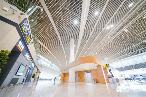 胶东国际机场内部大片曝光 “海星内核”到底多震撼？