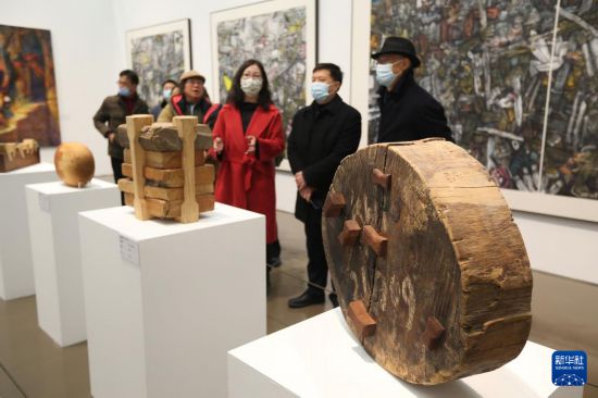 “2021无问西东邀请展”在沪开幕