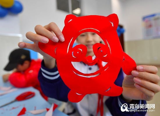 青岛开平路小学开展“非遗文化”助力冬奥活动