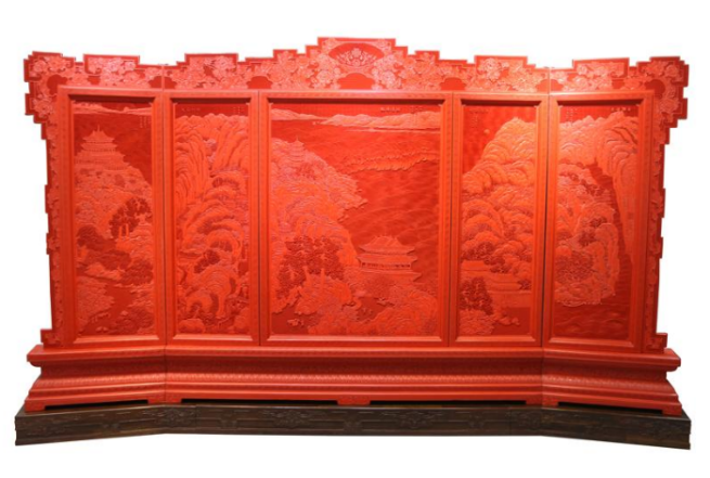 见证非遗国风：雕漆再美离不开生活