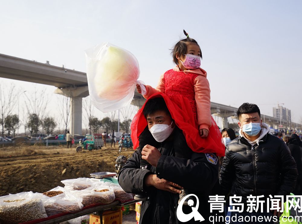 实拍腊月里的泊里大集 乡愁更在年味中