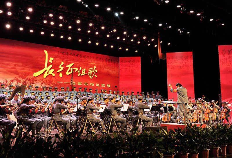 将红色音乐融入美育之中