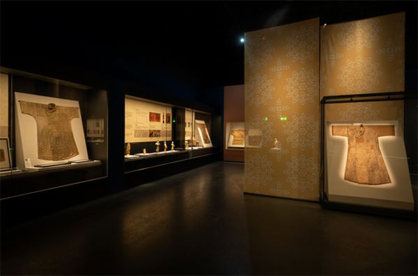 成博特展尽显丝路服饰文化之美