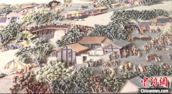 浙江民间工艺大师创作巨幅彩石镶嵌《清明上河图》