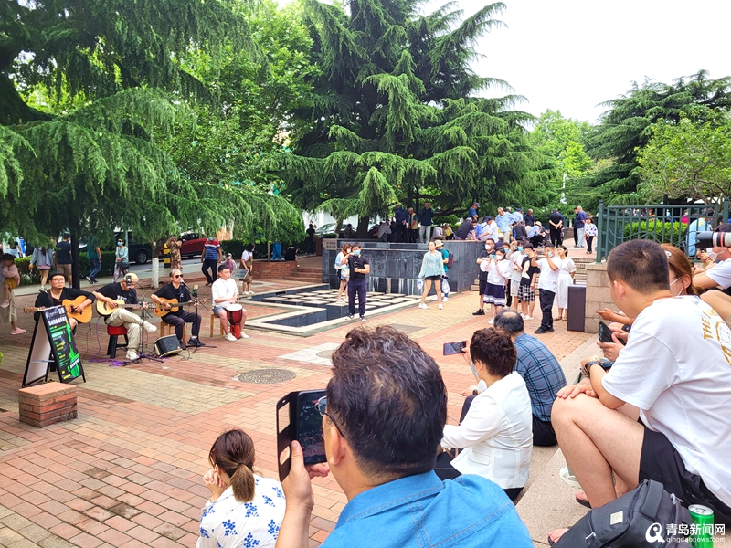 烟火气遇上文艺范！青岛城市音乐角让最美海湾更温柔了