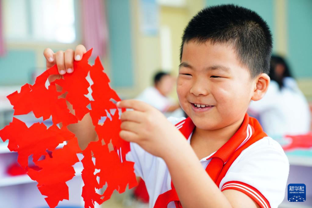 乡村“复兴少年宫”里欢乐多