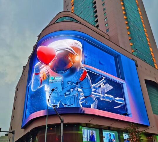 每周末上演！中山路两场光影大秀、市集常态化运行