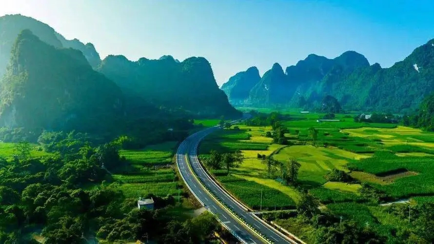 广西出台方案——推进边关国家旅游风景道建设