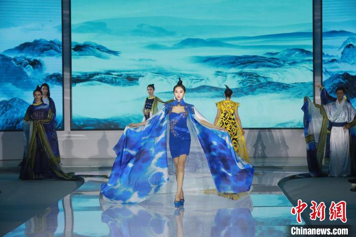 第六届中国纺织非物质文化遗产大会在河北高阳开幕