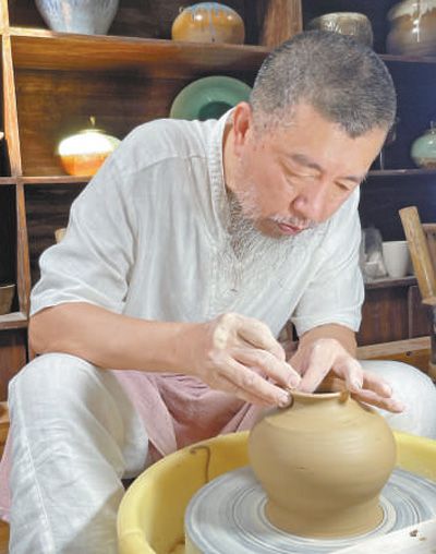 专注十余年 复原古陶艺
