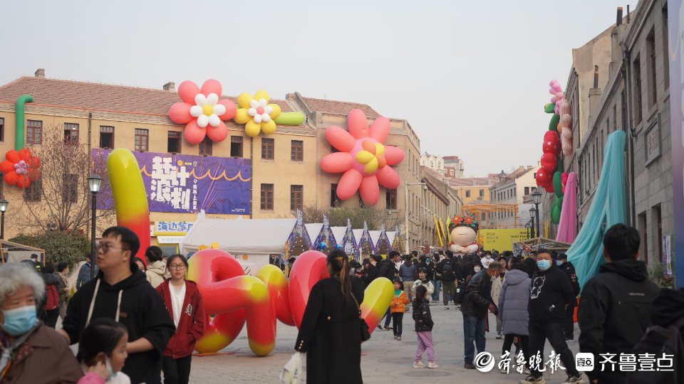 青岛老城区火出圈！市集、演出一站式娱乐引年轻人纷纷“上街里”
