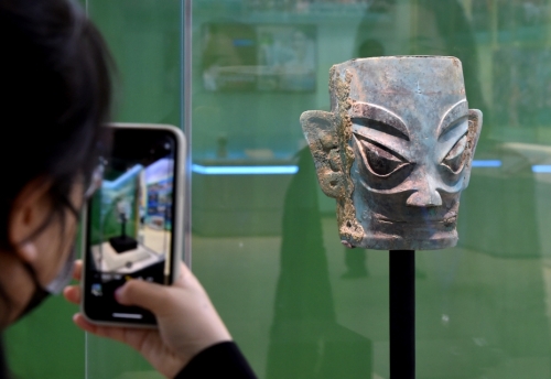 热门展一票难求！各地延续“博物馆热” 排队观展成常态