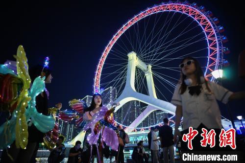 “五一”假期中国“Z世代”玩出新花样