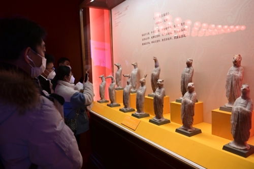 “看展式社交”很新潮，你在博物馆有过“奇遇”吗？
