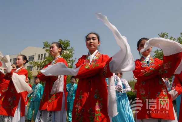感受非遗魅力 即墨区积极推动传统戏曲进校园