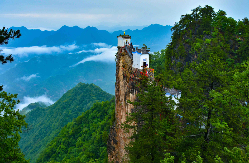 陕西镇安： 向云端，去塔云山避暑（发现天气之美）