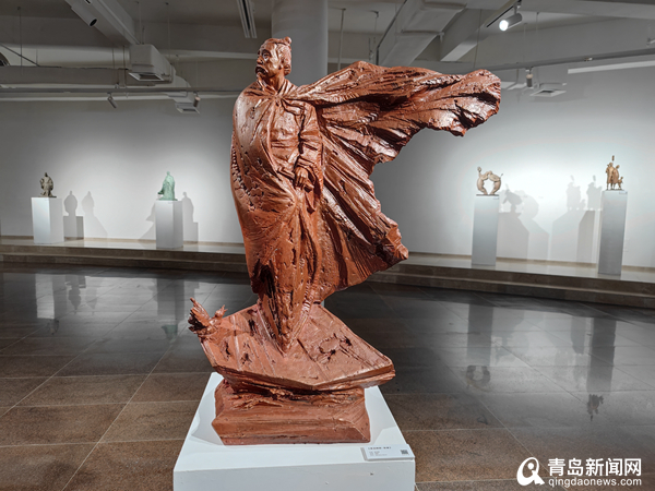 ＂大美山河，写意中国-2023年写意雕塑邀请展＂在青岛市雕塑馆开展