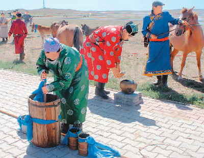 红色旅游带来“金色效益”