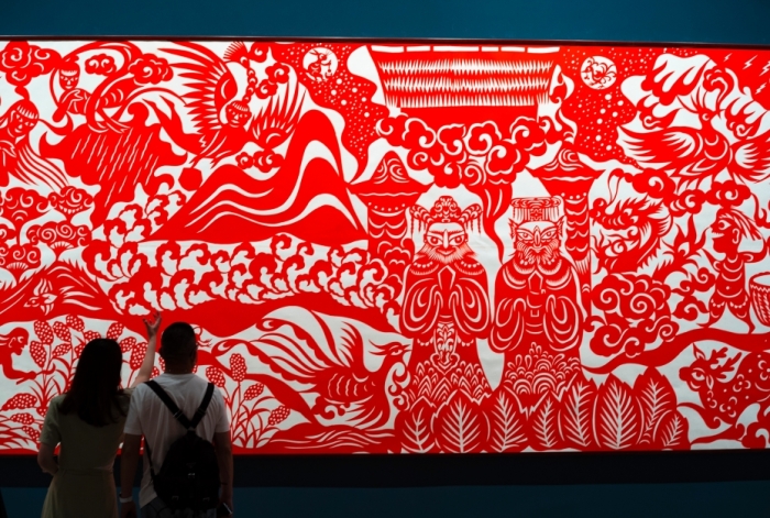 八位剪纸大师作品齐聚中国美术馆