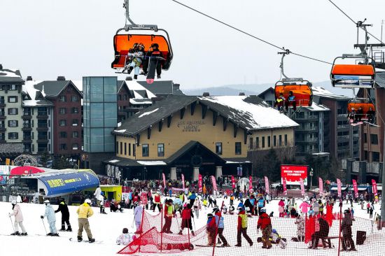 雪季沸腾如何安全又尽兴——多地雪场走访观察