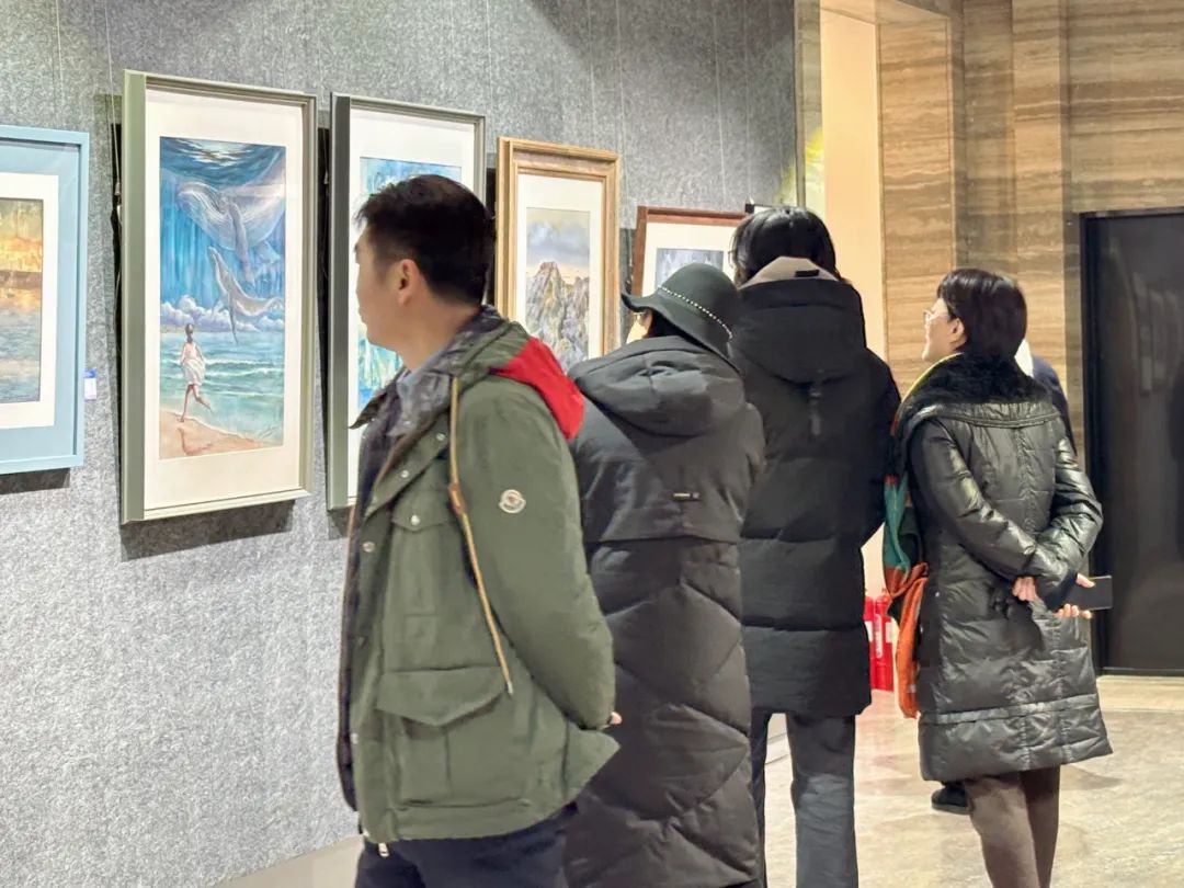 <b>逐梦蔚蓝——2024青岛市首届海洋主题水彩画作品展开幕</b>