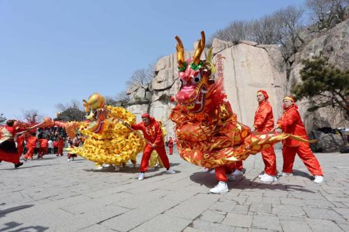 “民俗热”背后的文化期待