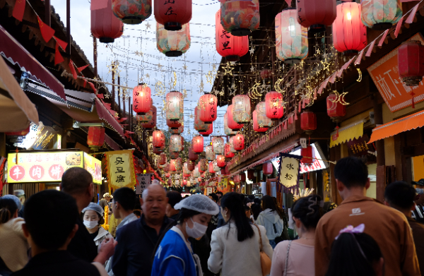 “五一”假期观察：小城旅游热兴起 旅游市场展露新气象