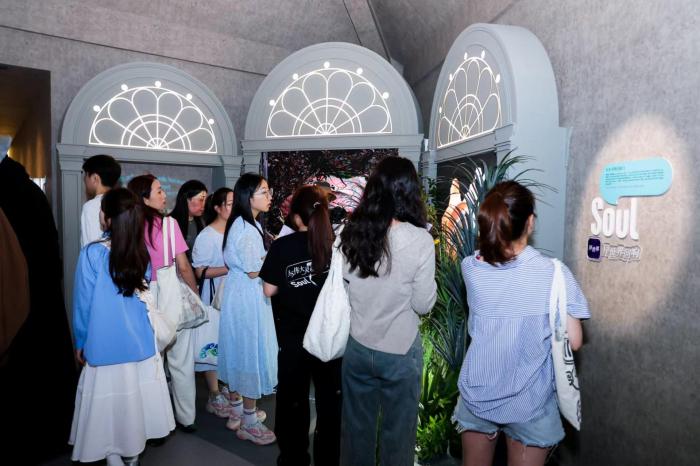 “与伟大灵魂对话” 上海大学路开启跨时空的数字艺术探索之旅