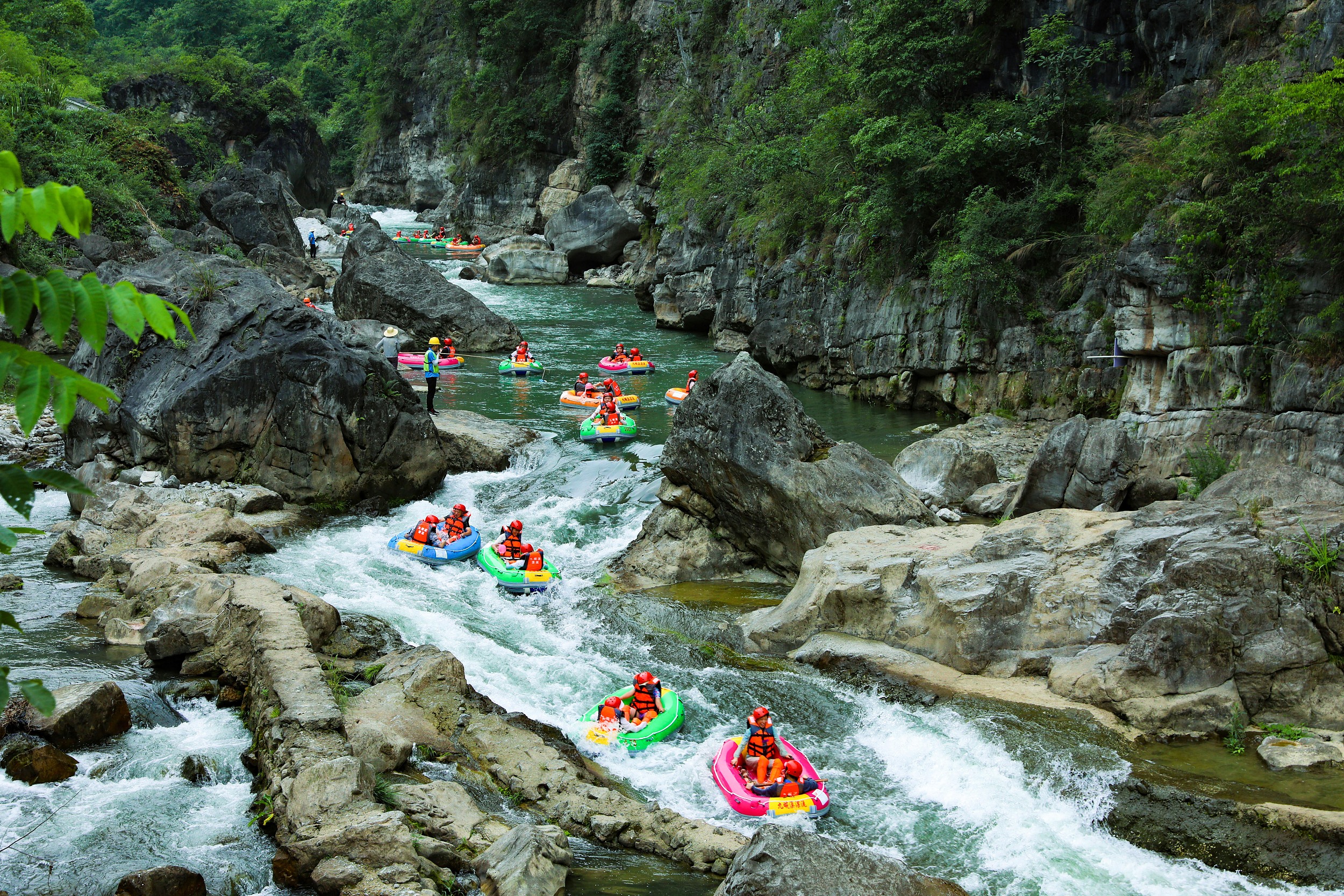 文旅消费持续升温 避暑游激活“夏日经济”
