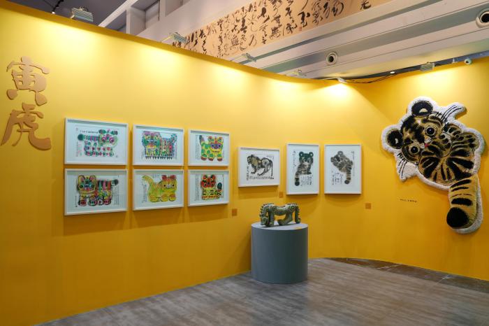 韩美林生肖艺术展尽显童心 为北京观众带来夏日谐趣