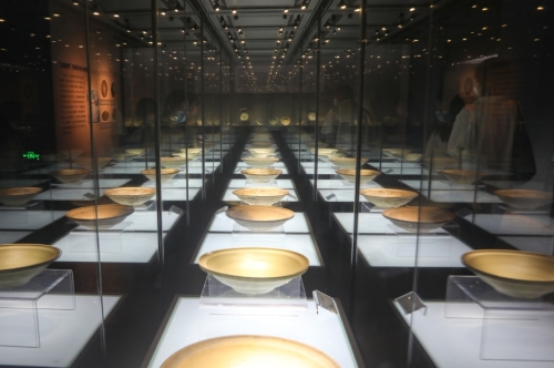 我们的姿态自信开放——从“千年瓷都”看文化传承发展