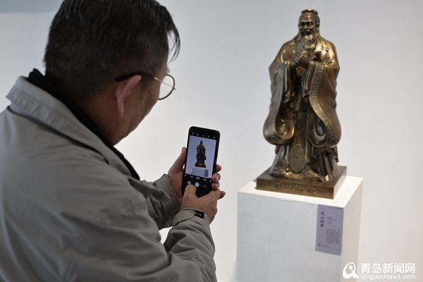 “山东省雕塑艺术家协会会员作品展”在青岛市雕塑馆开展